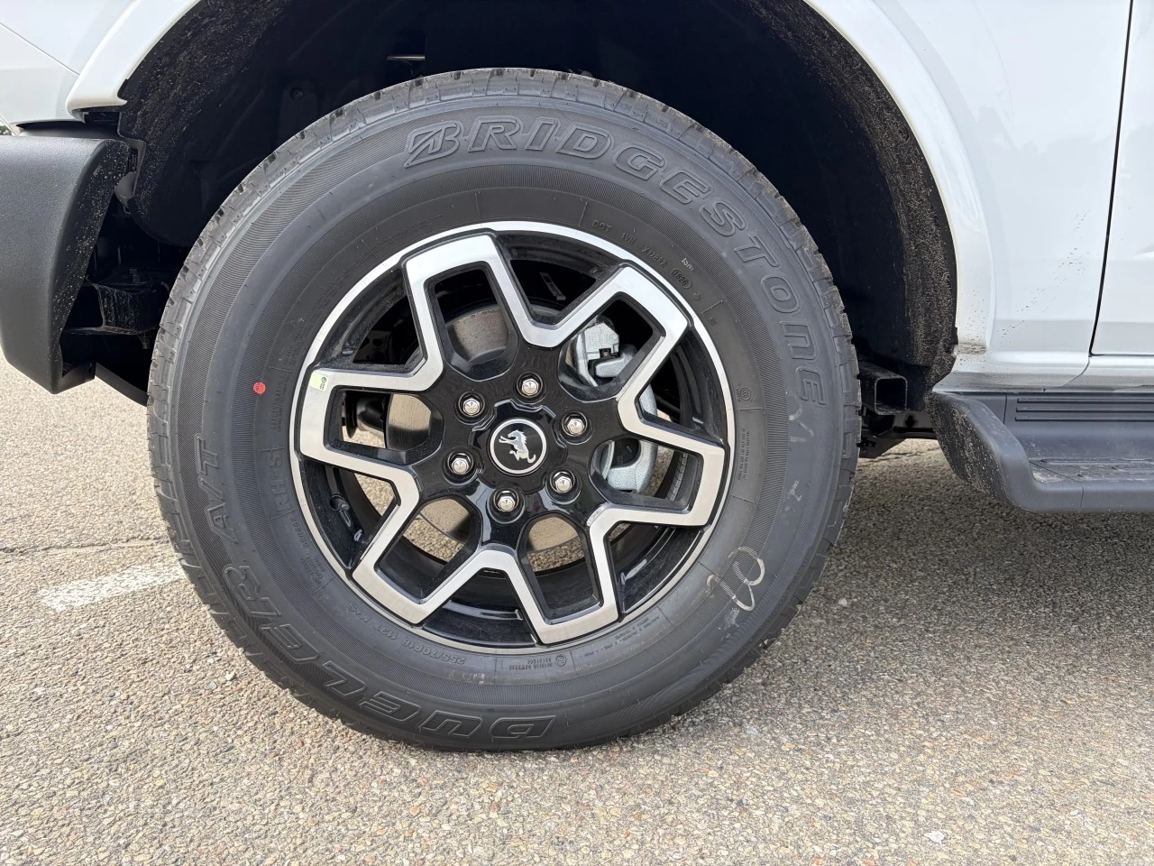 2026 Ford Bronco Outer Banks https://www.st-norbertford.com/resize/b990ff35b810a3abc0cc817b2ca24889-1