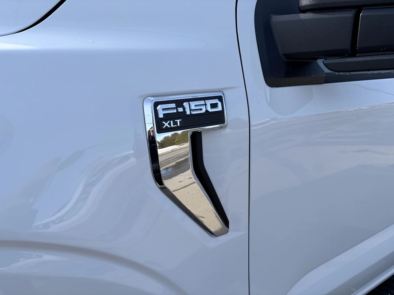 2026 Ford F-150 XLT 300A https://www.st-norbertford.com/resize/b990ff35b810a3abc0cc817b2ca24889-1