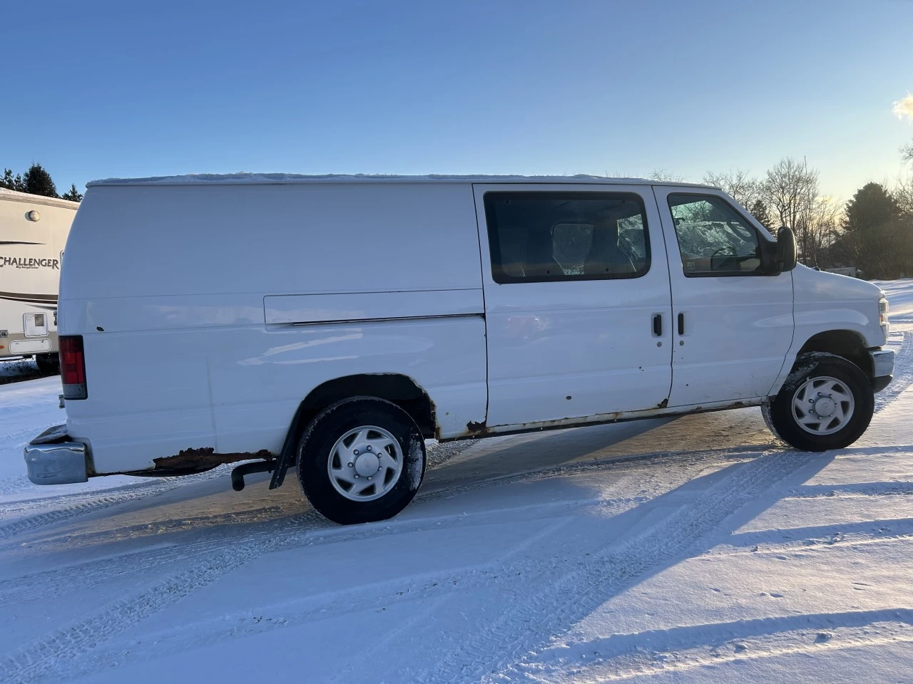 2013 Ford Fourgon Econoline Commercial/Recreational Main Image