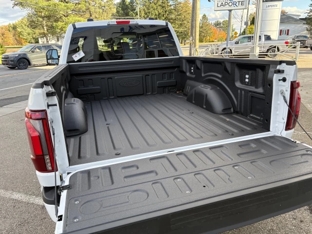 Ford F-150 LARIAT 2026