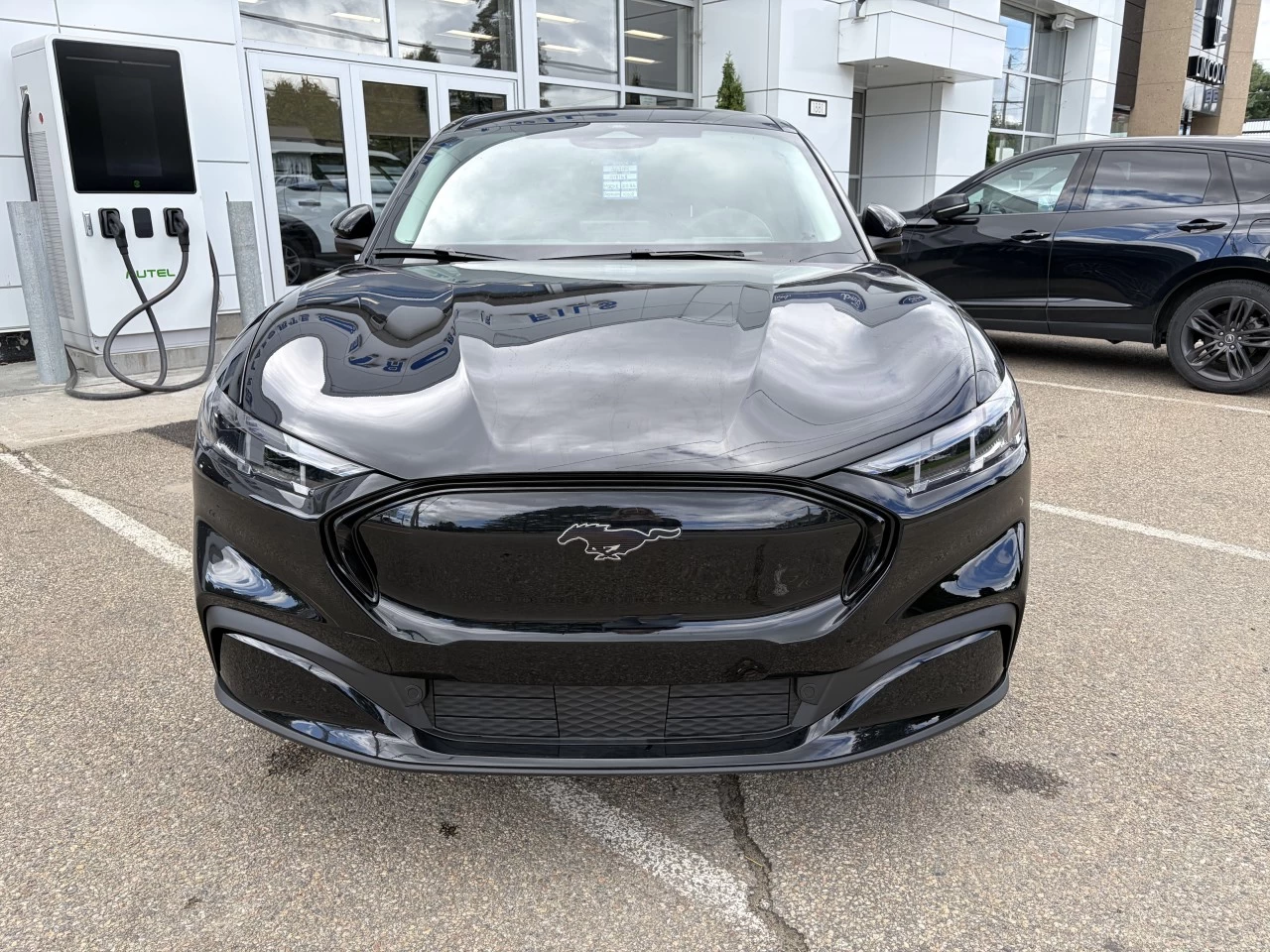 2026 Ford Mustang Mach-E PREMIUM https://www.st-norbertford.com/resize/b990ff35b810a3abc0cc817b2ca24889-1