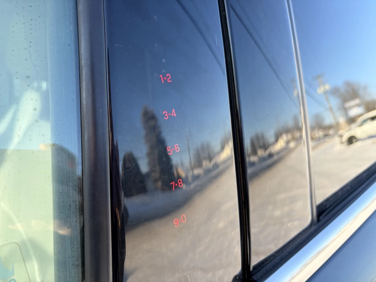 2015 Ford Escape SE https://www.st-norbertford.com/resize/b990ff35b810a3abc0cc817b2ca24889-1