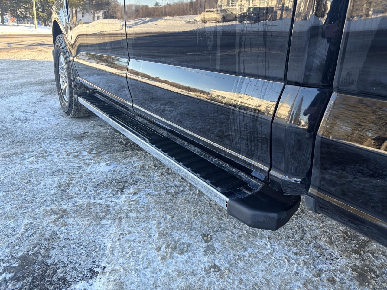 2021 Ford F-150 XLT 3.5L ECOBOOST, GENERATRICE 2KW, CREW, SIEGES CHAUFFANTS https://www.st-norbertford.com/resize/b990ff35b810a3abc0cc817b2ca24889-1