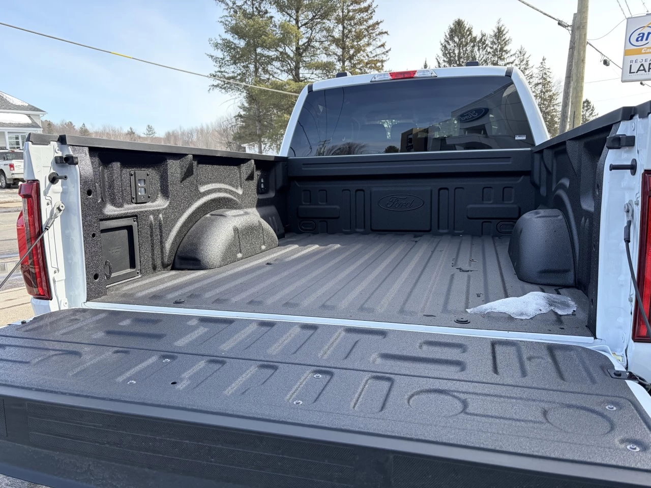 2026 Ford F-150 XLT 300A https://www.st-norbertford.com/resize/b990ff35b810a3abc0cc817b2ca24889-1