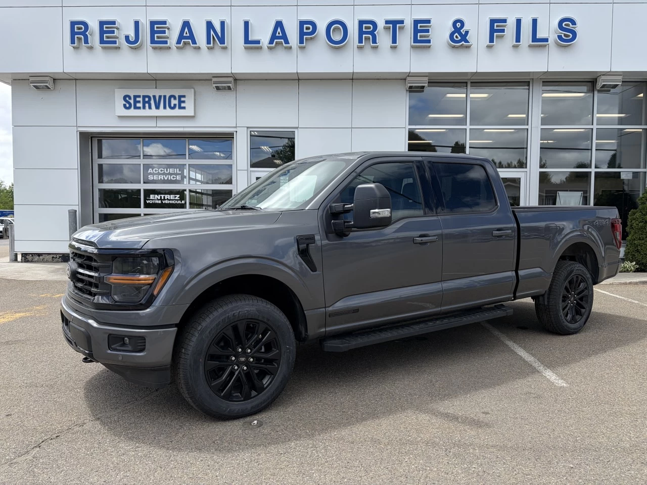 2026 Ford F-150 XLT 303A https://www.st-norbertford.com/resize/b990ff35b810a3abc0cc817b2ca24889-1