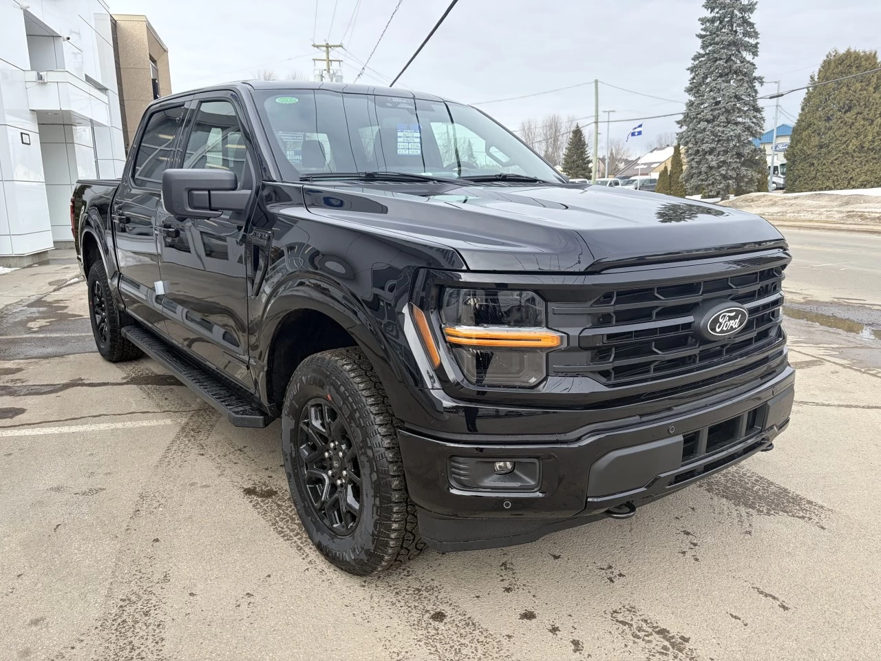 2026 Ford F-150 XLT https://www.st-norbertford.com/resize/b990ff35b810a3abc0cc817b2ca24889-1