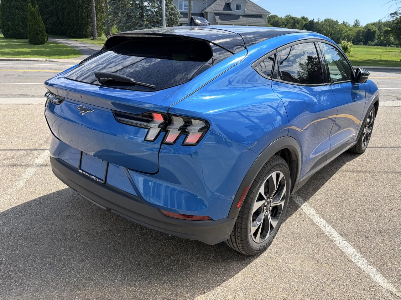 2025 Ford Mustang Mach-E SELECT SIÈGES AVANT CHAUFFANT TAPIS RECHARGE SANS FIL https://www.st-norbertford.com/resize/b990ff35b810a3abc0cc817b2ca24889-1