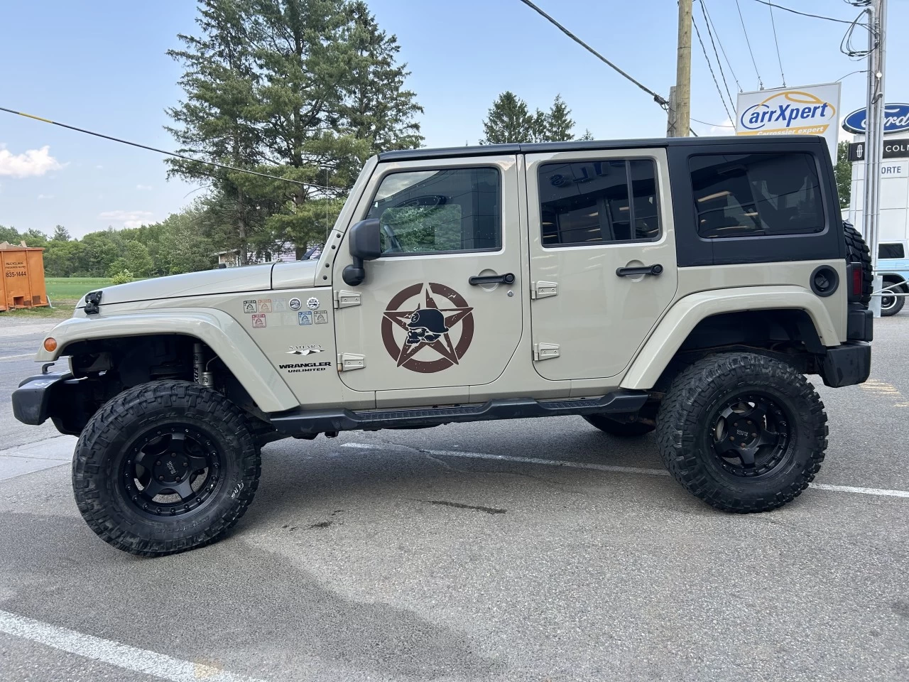 2017 Jeep Wrangler Unlimited Sahara Unlimited Image principale
