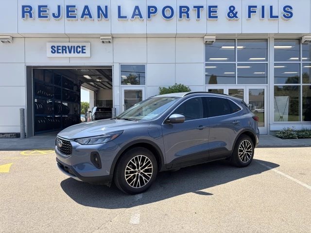 Ford Escape PHEV 2025
