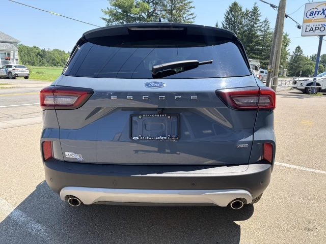 Ford Escape PHEV 2025