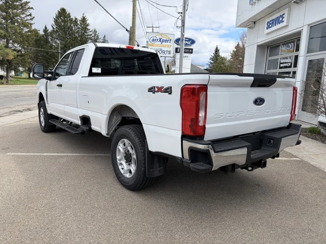 Ford F-250 Super Duty XLT 2026