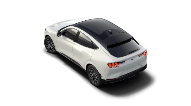 Ford Mustang Mach-E PREMIUM AWD 2025
