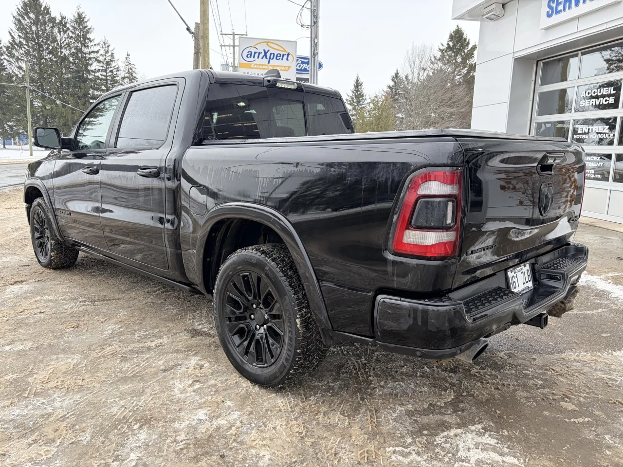 2022 Ram 1500 Limited 4X4 CUIR BLACK EDITION Image principale