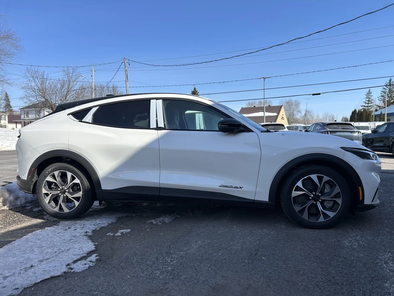 2024 Ford Mustang Mach-E Select AWD https://www.st-norbertford.com/resize/b990ff35b810a3abc0cc817b2ca24889-1
