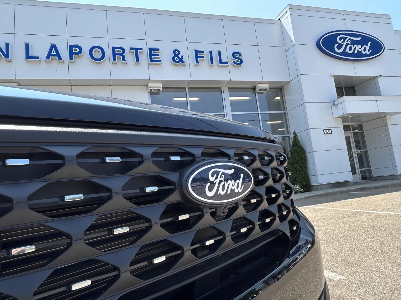 2025 Ford Maverick LARIAT Image principale