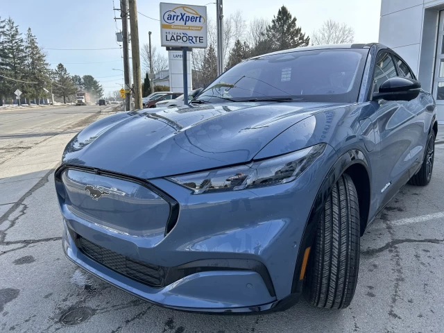 Ford Mustang Mach-E PREMIUM AWD 2024
