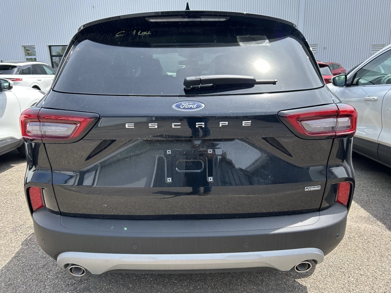 2025 Ford Escape PHEV https://www.st-norbertford.com/resize/b990ff35b810a3abc0cc817b2ca24889-1