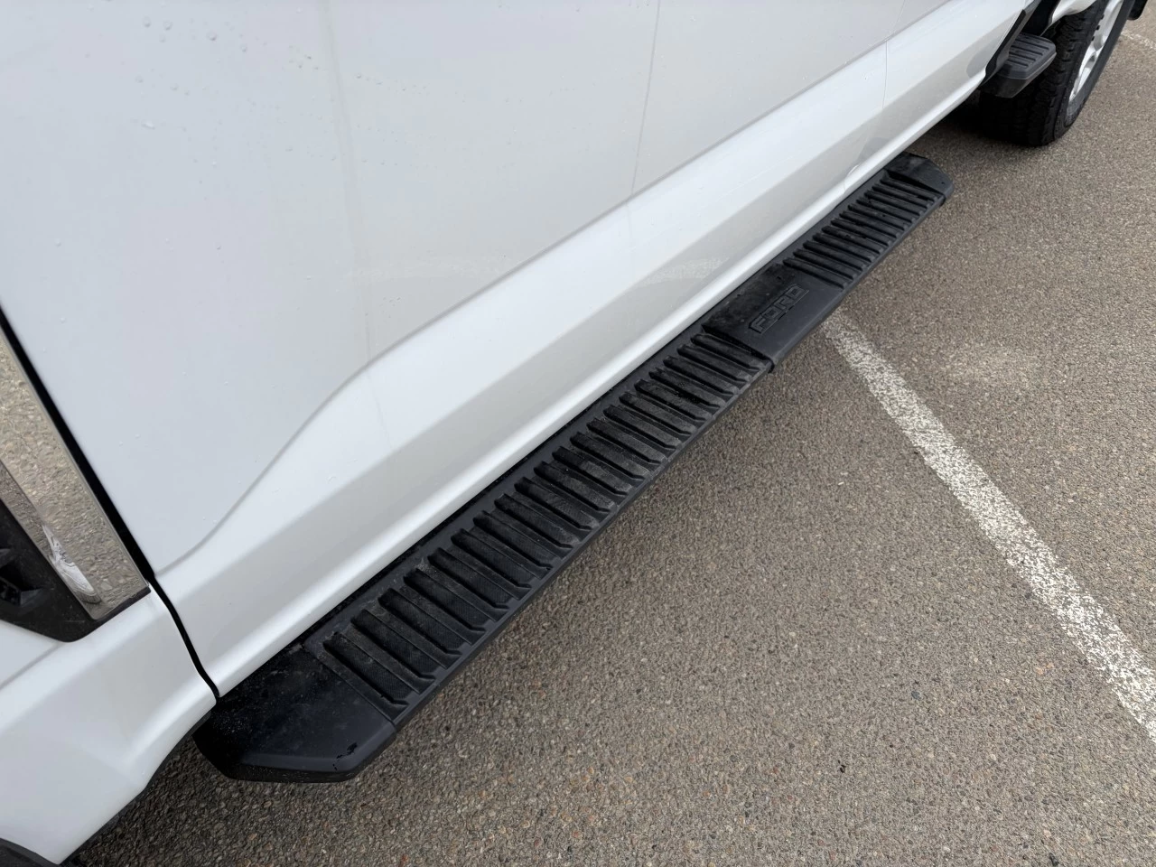 2026 Ford F-250 Super Duty XLT https://www.st-norbertford.com/resize/b990ff35b810a3abc0cc817b2ca24889-1