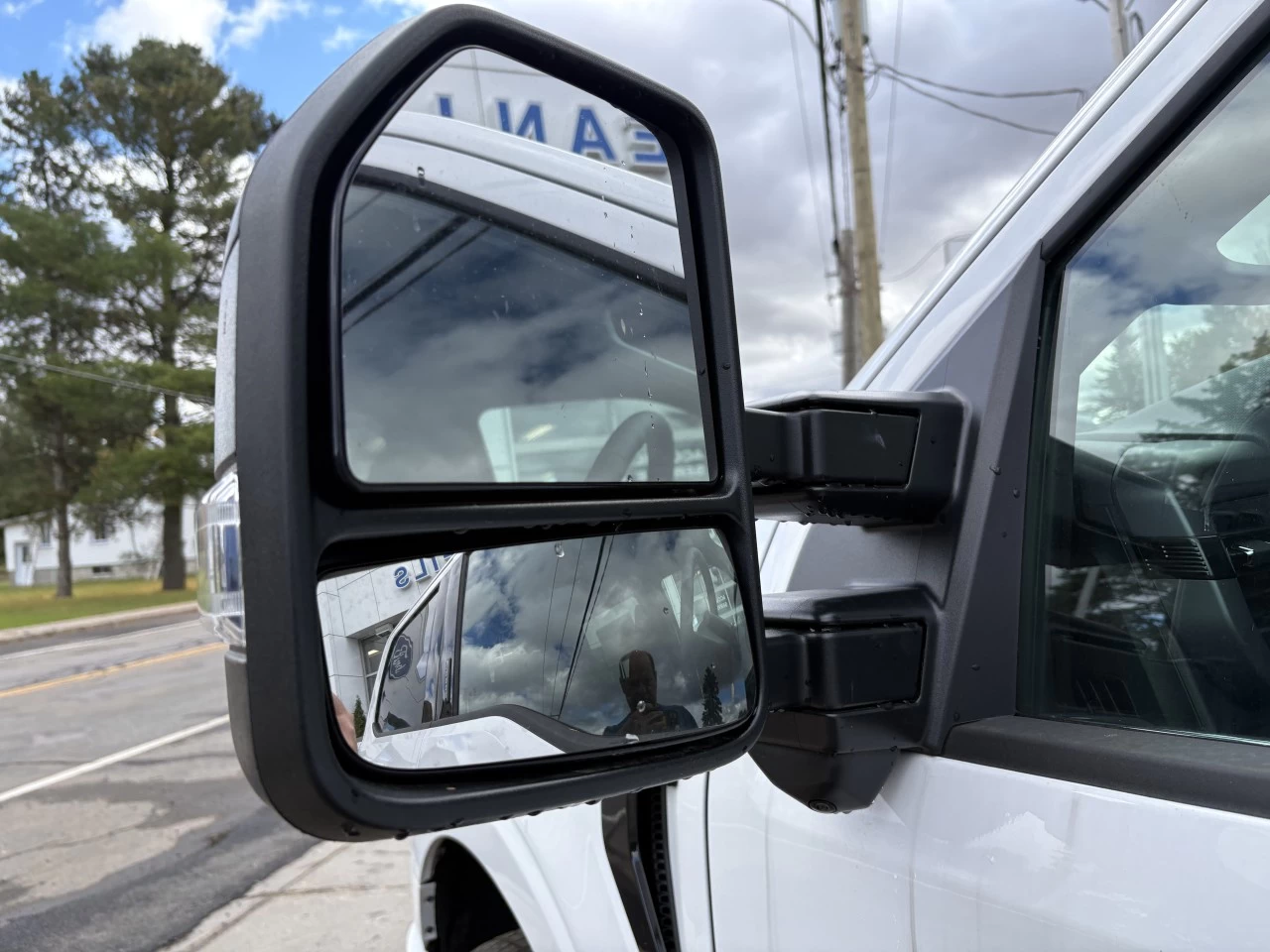 2026 Ford F-150 XLT Main Image