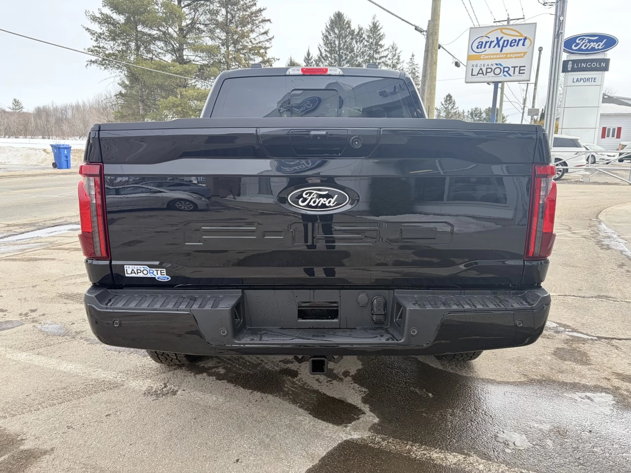 2026 Ford F-150 XLT https://www.st-norbertford.com/resize/b990ff35b810a3abc0cc817b2ca24889-1