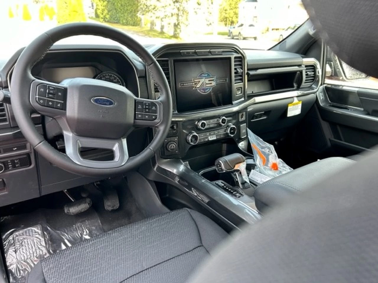 2023 Ford F-150 XLT Sport Main Image