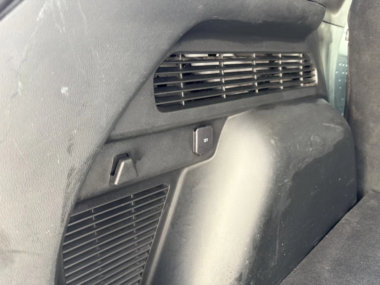 2020 Ford Escape SE AWD SIEGES CHAUFFANTS https://www.st-norbertford.com/resize/b990ff35b810a3abc0cc817b2ca24889-1