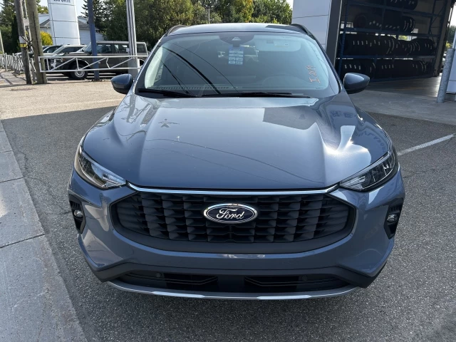Ford Escape PHEV 2025