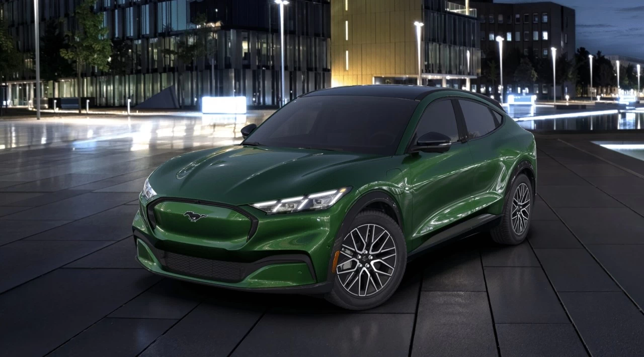 2025 Ford Mustang Mach-E  Main Image