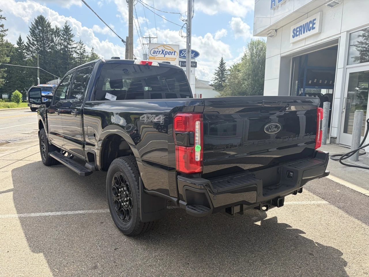 2026 Ford F-250 Super Duty XLT 4X4 V8 DIESEL CREW CAB https://www.st-norbertford.com/resize/b990ff35b810a3abc0cc817b2ca24889-1