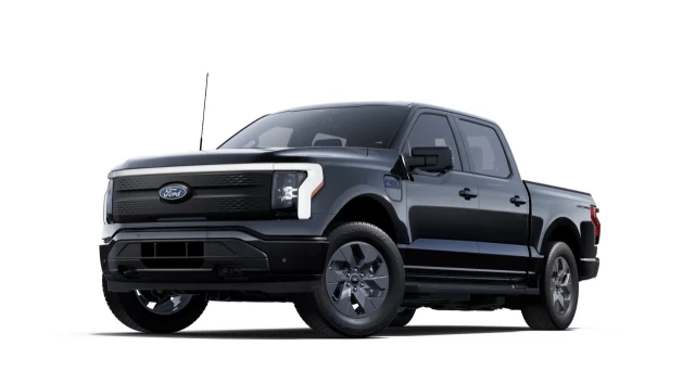 Ford F-150 Lightning Flash 4WD 2025