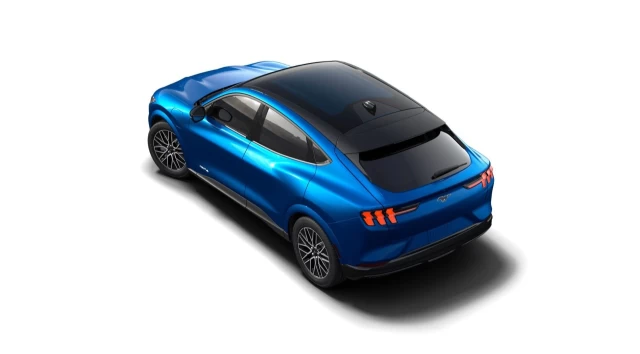 Ford Mustang Mach-E PREMIUM AWD 2025