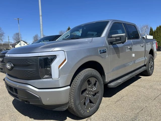 Ford F-150 Lightning FLASH 2025