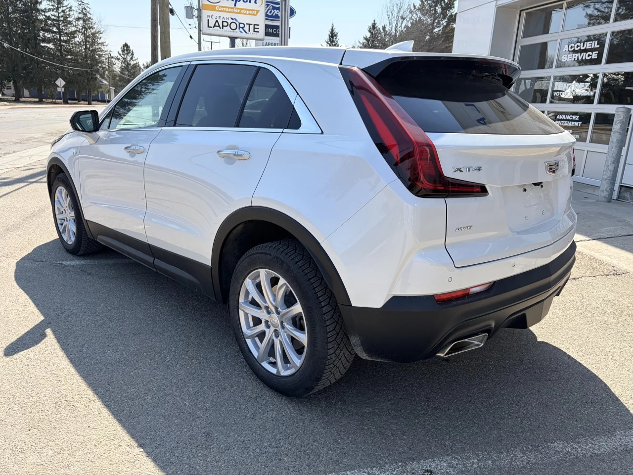2023 Cadillac XT4 AWD Luxury https://www.st-norbertford.com/resize/b990ff35b810a3abc0cc817b2ca24889-1