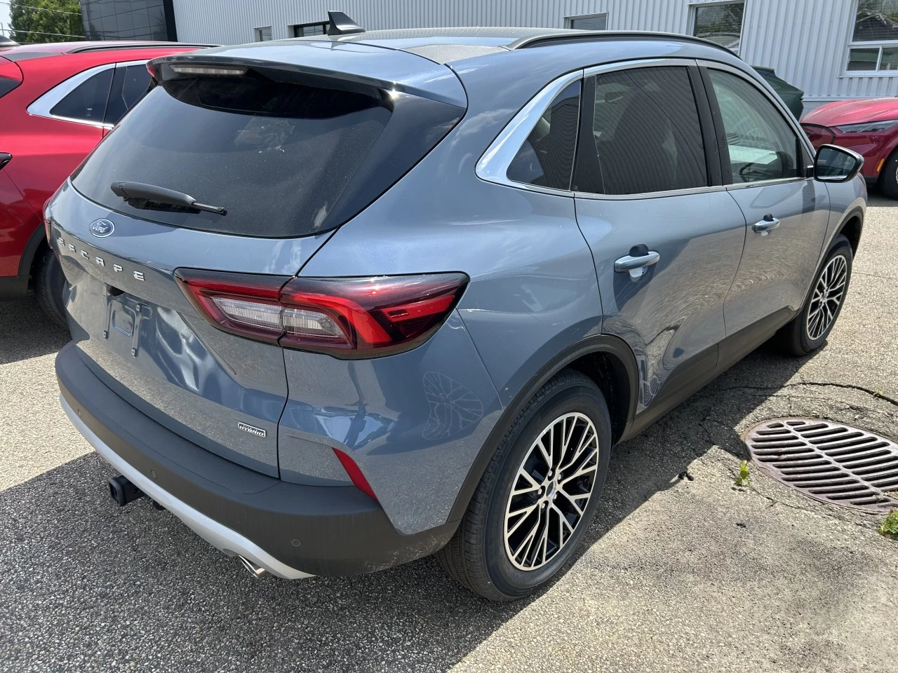 2025 Ford Escape PHEV Image principale