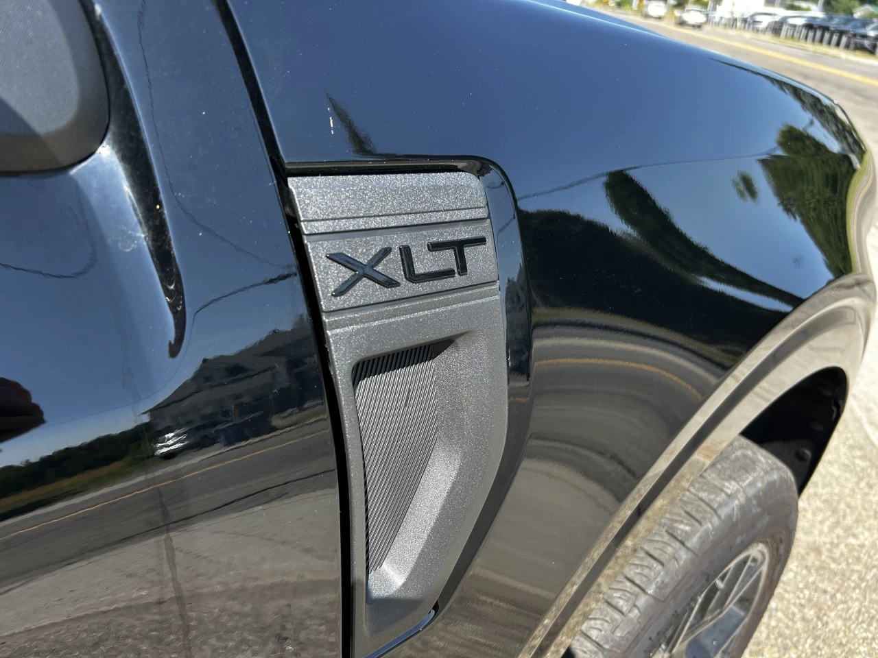 2025 Ford Maverick XLT Main Image