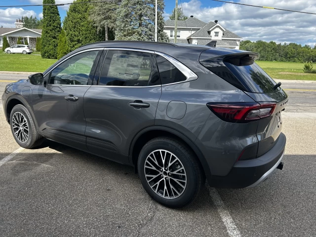 Ford Escape PHEV FWD 2025