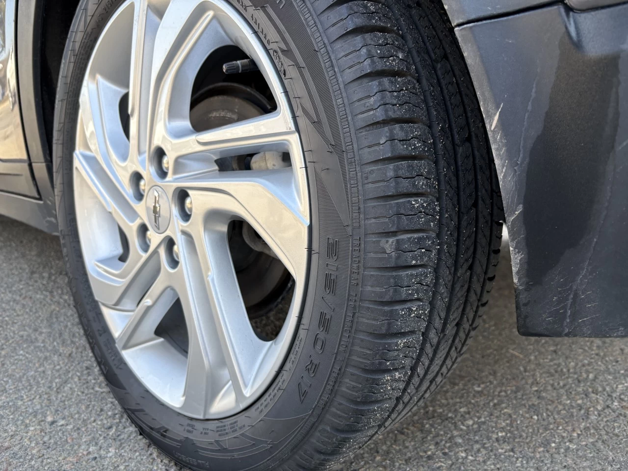 2022 Chevrolet Bolt EV  https://www.st-norbertford.com/resize/b990ff35b810a3abc0cc817b2ca24889-1