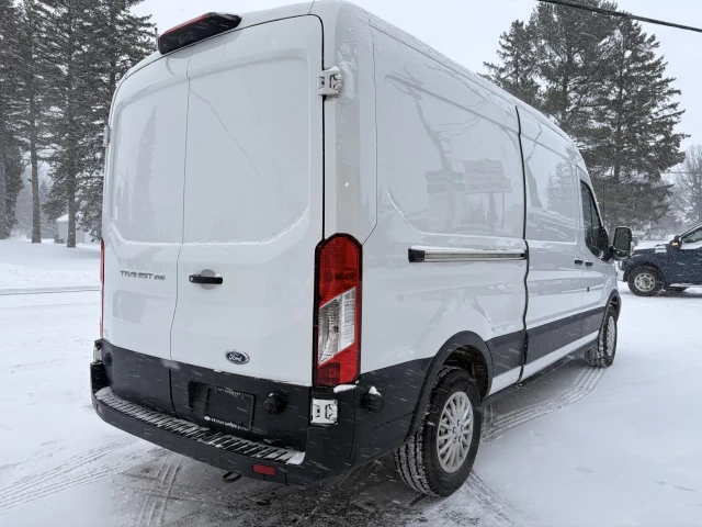 Ford Transit-250 T-250 148" Med Rf 9000 GVWR Sliding RH Dr 2019