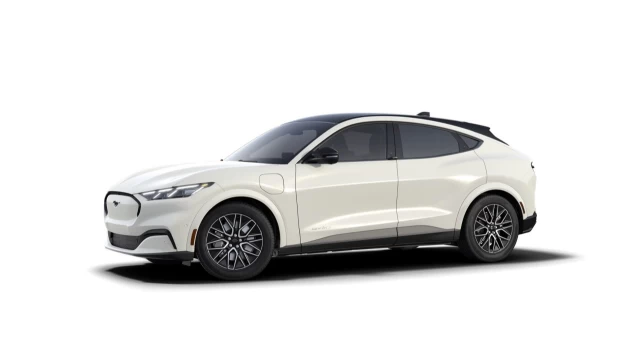 Ford Mustang Mach-E PREMIUM AWD 2025
