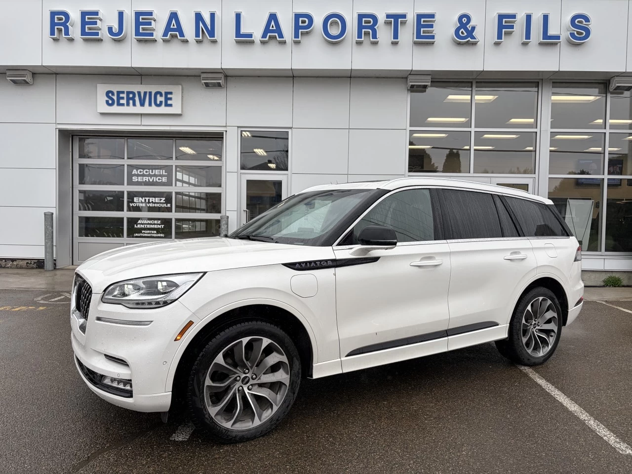 2022 Lincoln Aviator Grand Touring https://www.st-norbertford.com/resize/b990ff35b810a3abc0cc817b2ca24889-1