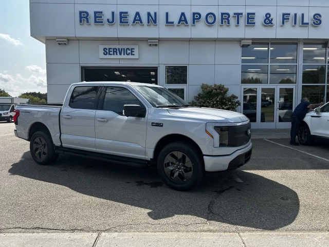 Ford F-150 Lightning FLASH 2025