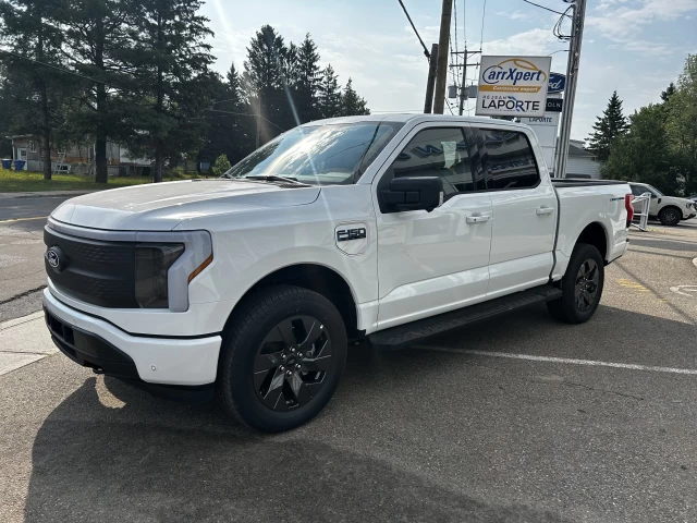 Ford F-150 Lightning FLASH 2025