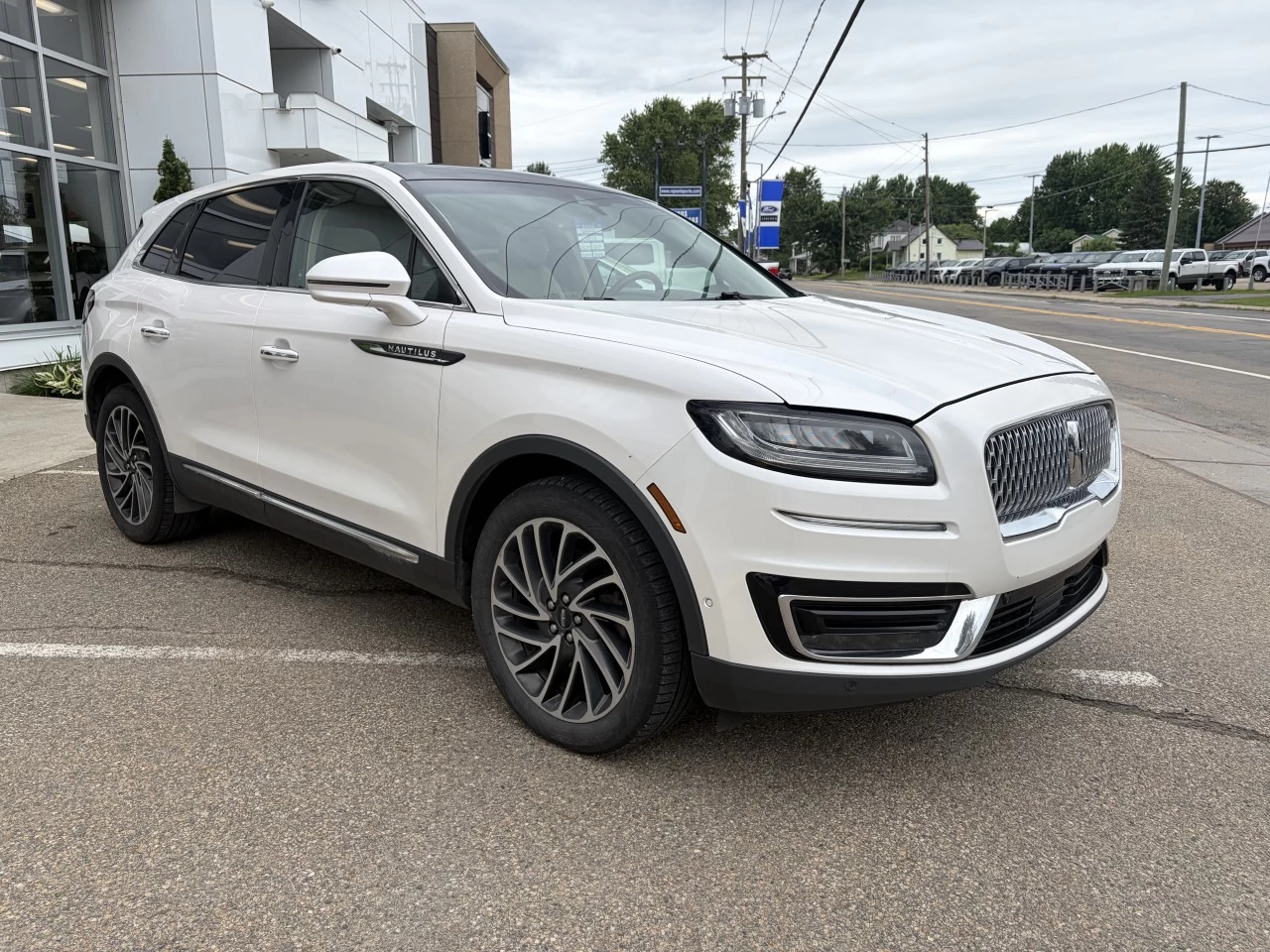 2019 Lincoln Nautilus RESERVE TOIT OUVRANT LUMIERE AMBIANT https://www.st-norbertford.com/resize/b990ff35b810a3abc0cc817b2ca24889-1