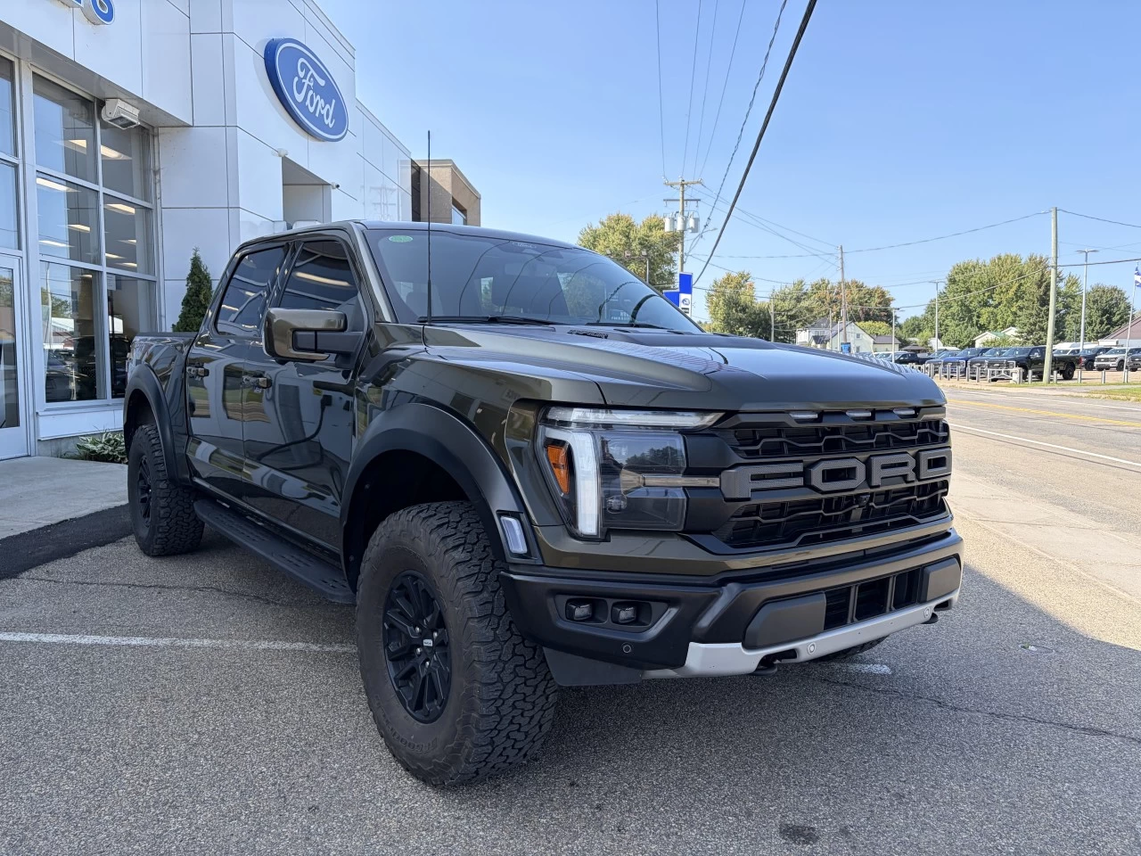2024 Ford F-150 RAPTOR V6 ECOBOOST 4X4 SUPERCREW 801A TOIT OUVRANT https://www.st-norbertford.com/resize/b990ff35b810a3abc0cc817b2ca24889-1