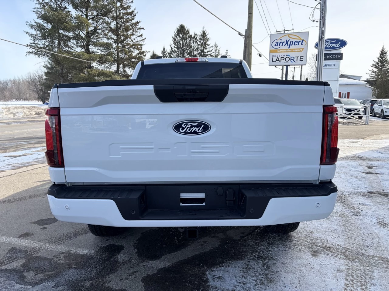 2026 Ford F-150 XLT 300A https://www.st-norbertford.com/resize/b990ff35b810a3abc0cc817b2ca24889-1