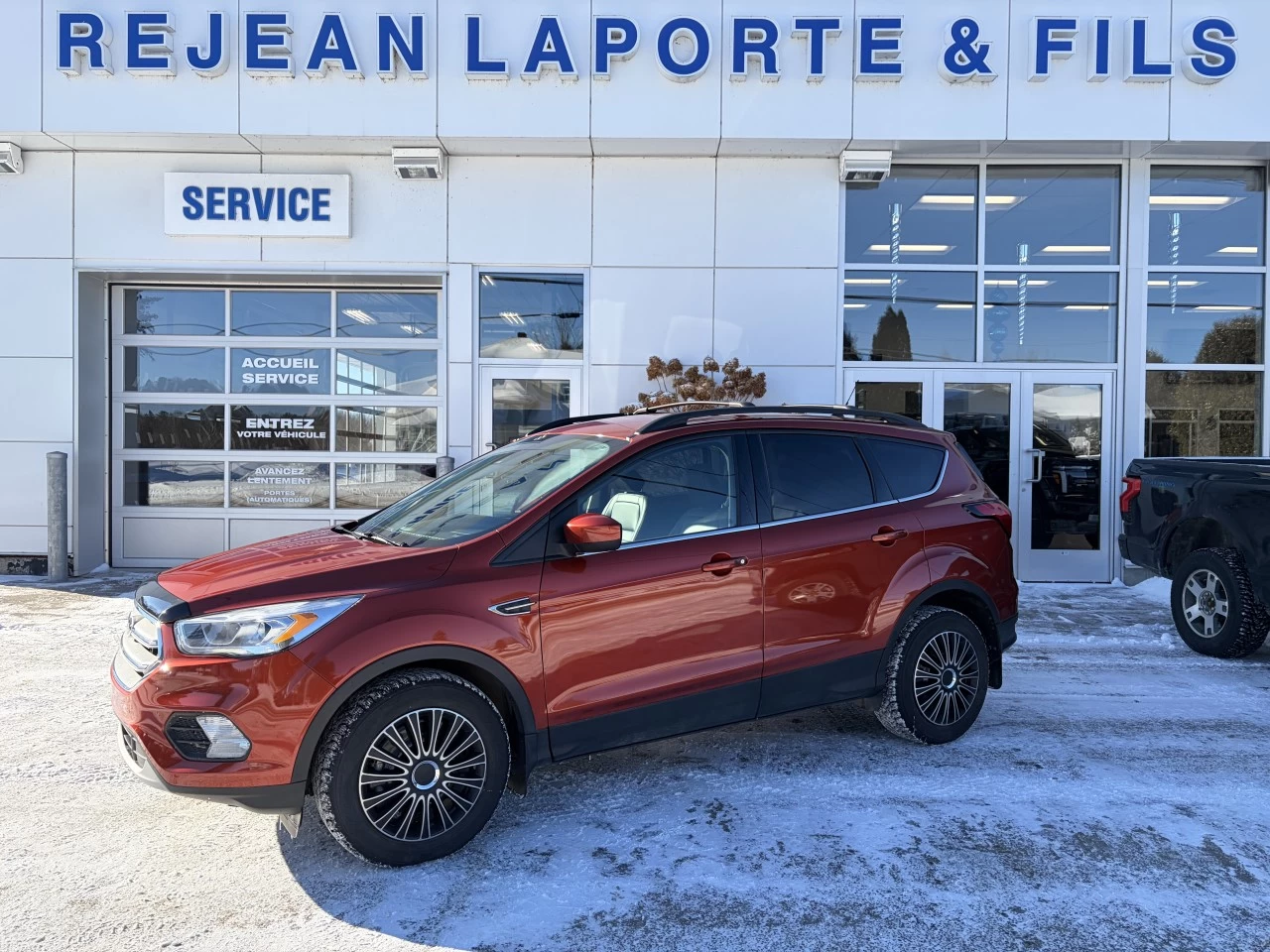 2019 Ford Escape SEL CAMÉRA DE RECUL SIÈGES AVANT CHAUFFANT APPLE CARPLAY/ANDROID AUTO Image principale