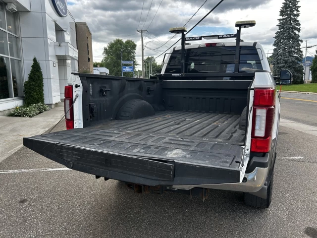 Ford F-250 Super Duty LARIAT ULTIMATE **SANS INSPECTION/BALANCE** 2022