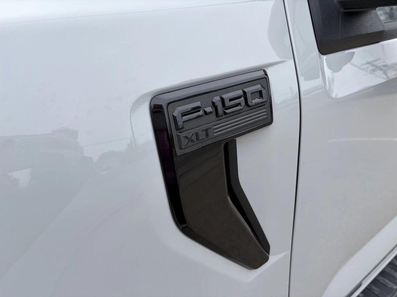 2026 Ford F-150 XLT POWERBOOST HYBRIDE 4X4 https://www.st-norbertford.com/resize/b990ff35b810a3abc0cc817b2ca24889-1