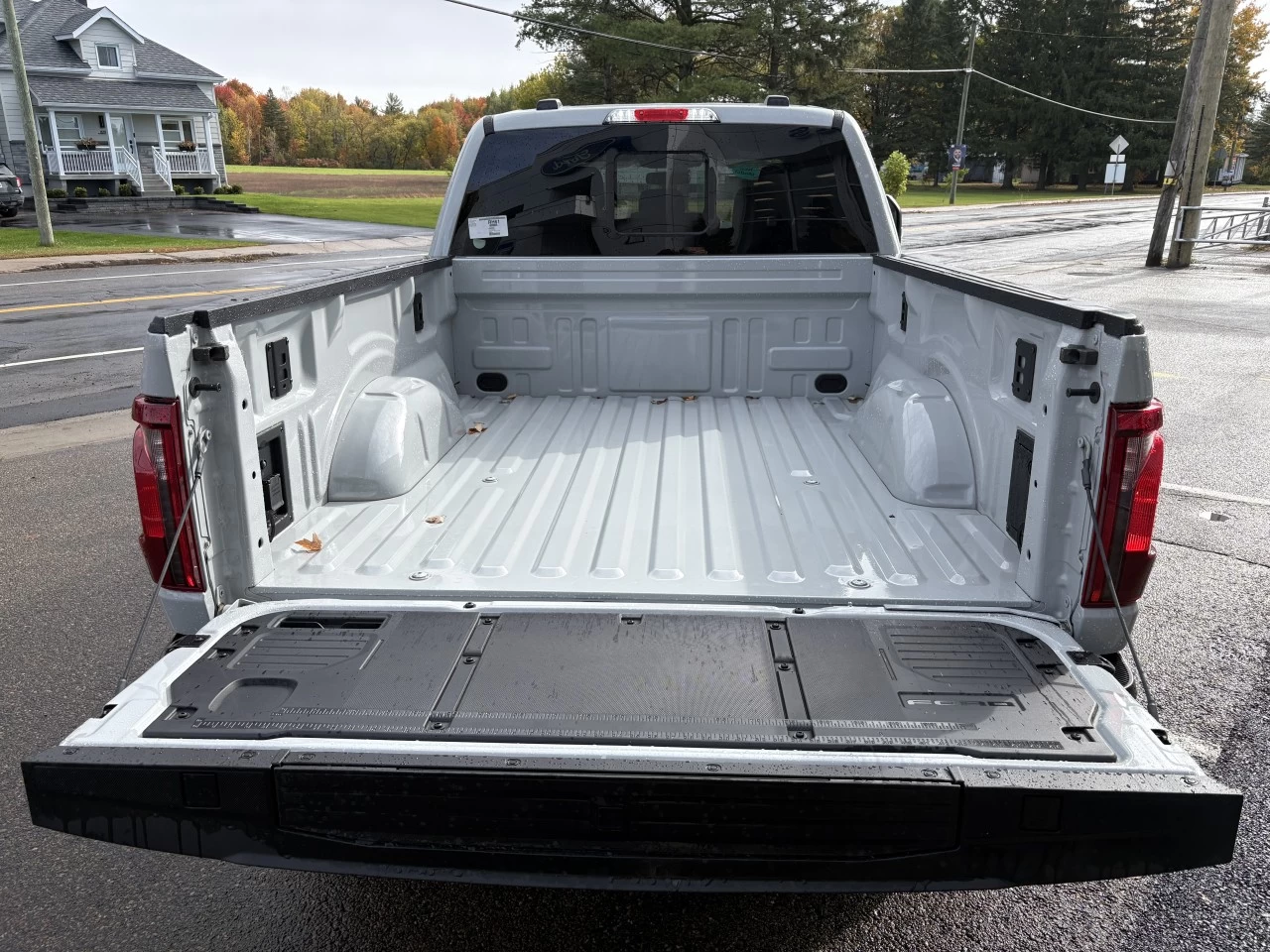 2026 Ford F-150 XLT Main Image