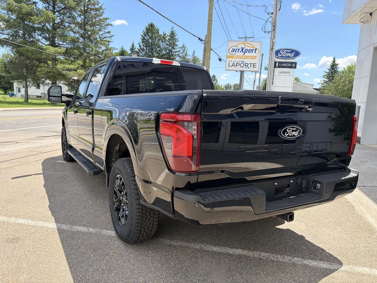2026 Ford F-150 XLT POWERBOOST HYBRIDE 302A 4X4 SUPERCREW https://www.st-norbertford.com/resize/b990ff35b810a3abc0cc817b2ca24889-1